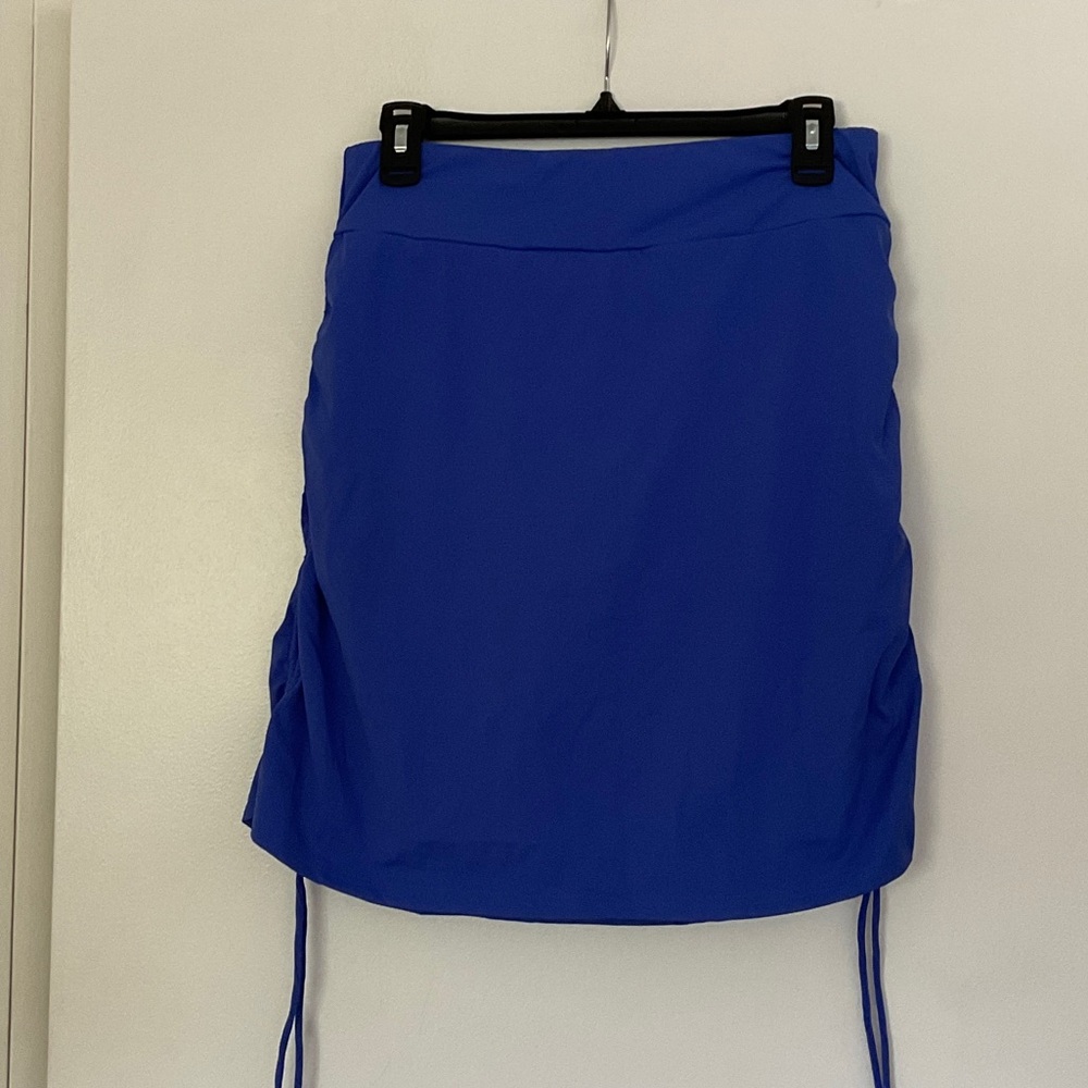 NWOT Halara skirt size XL
